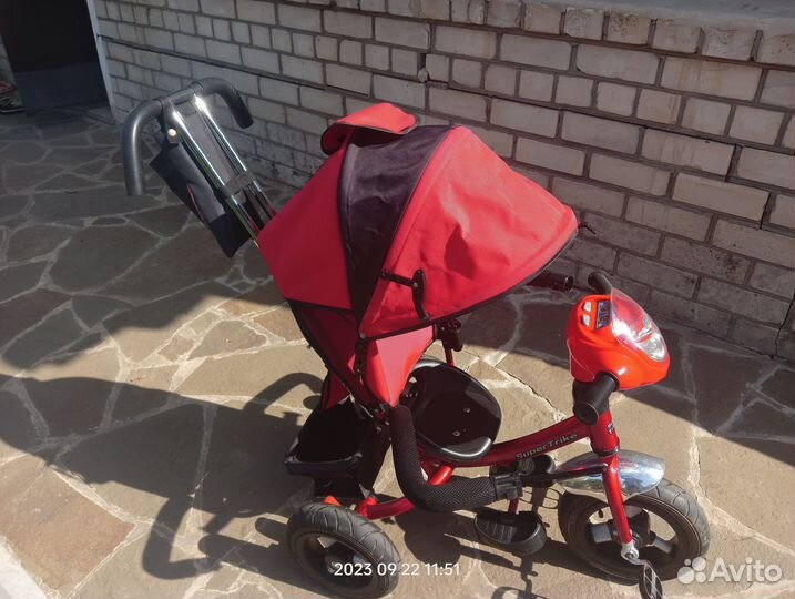 Детский велосипед с родительской ручкой