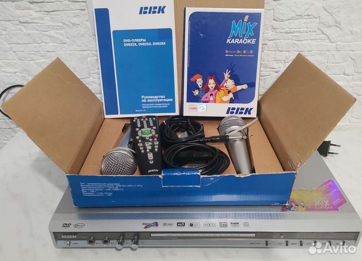 DVD плеер с караоке BBK DV822X