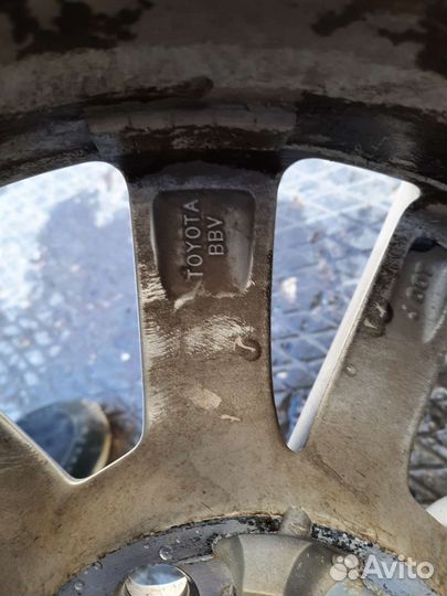 Toyota camry 205 65 16 комплек зимних колёс