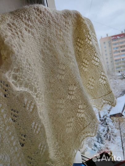 Пуховый платок паутинка