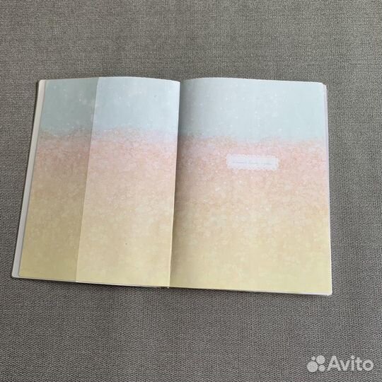 Новый блокнот красивый с девушкой в обложке