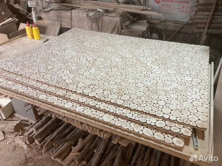 Панно из можжевельника