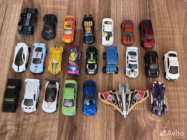 Hot wheels машинки