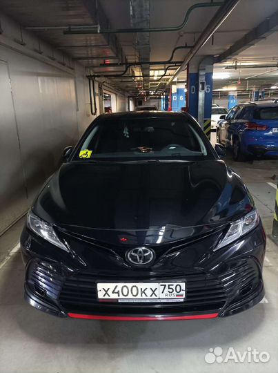 Водитель с личным Тойота Камри 21 г или на вашем