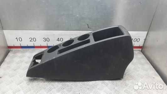 Подлокотник центральный toyota corolla verso 2 (GB