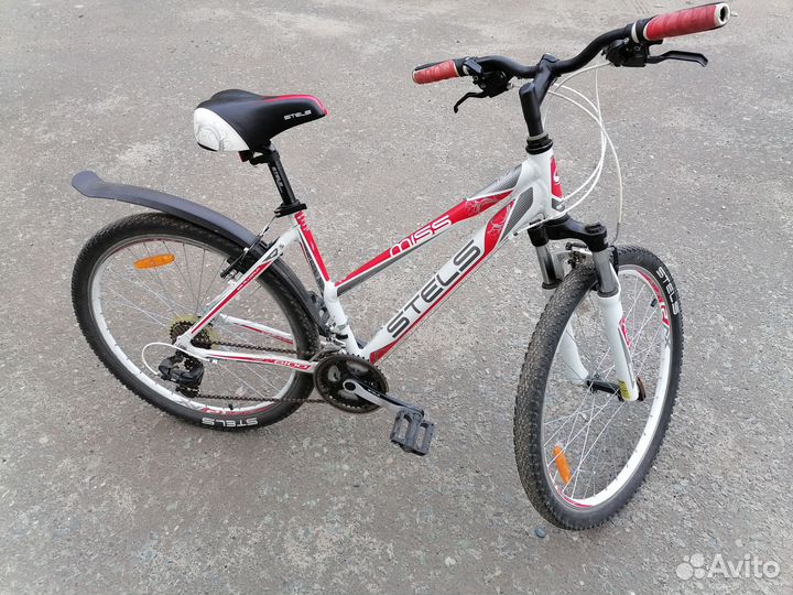 Велосипед Miss Stels 6100