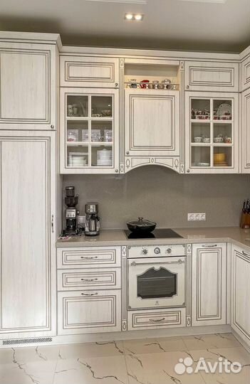 Кухня угловая на заказ. Рассрочка 0%