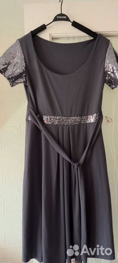 Платье вечернее