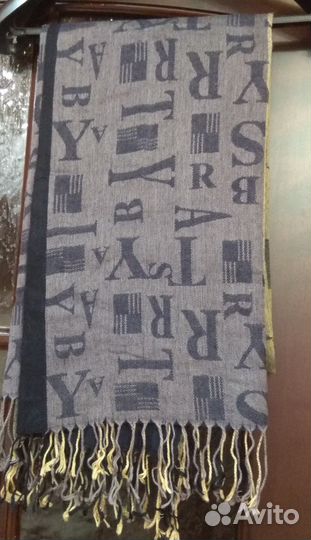 Женские шарфы и шапки