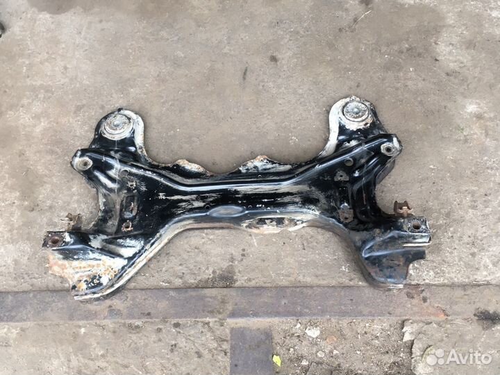 Подрамник Гольф 4