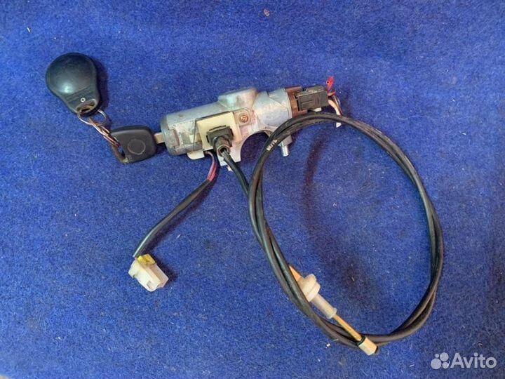 Замок зажигания Nissan Prairie PNM11 SR20(DE) 1997