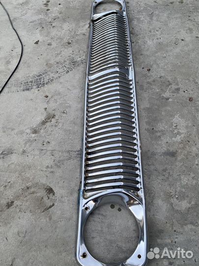 Решетка радиатора газ 24 хром