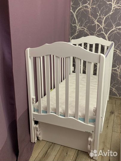 Детская кроватка