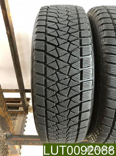 Bridgestone Blizzak DM-V2 225/65 R17 98Y