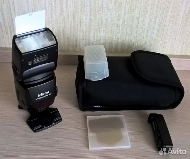 Фотовспышка Nikon Speedlight SB-800