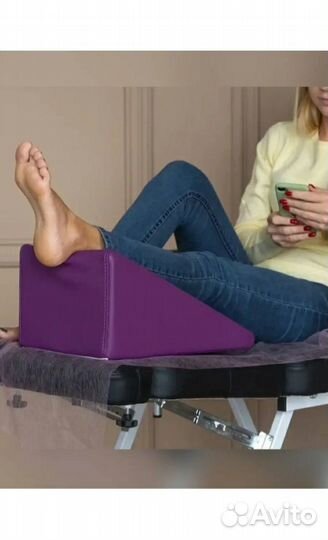 Педикюрный клин под ногу подставка для педикюра