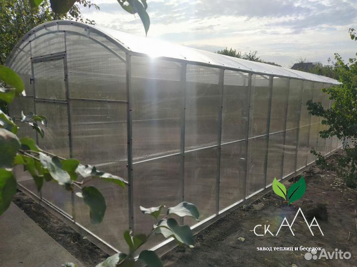 Теплица прямостенная