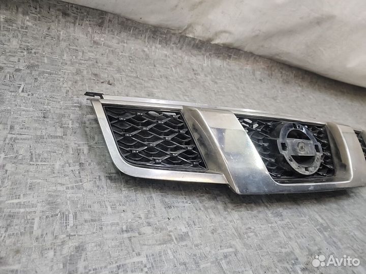 Оригинал решетка радиатора Nissan X-Trail 10-14