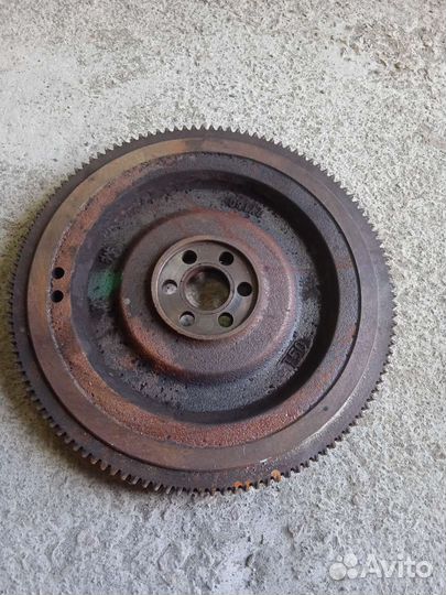 Маховик Nissan Terrano 2 Ниссан Террано 2 R20 KA24