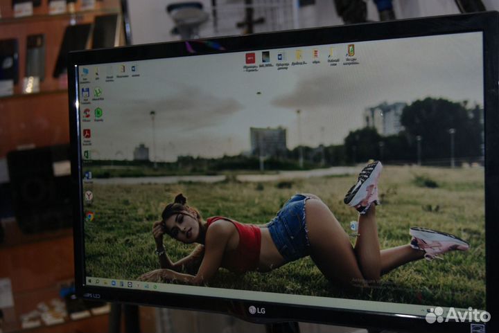 Монитор LG 22MP57HQ-P