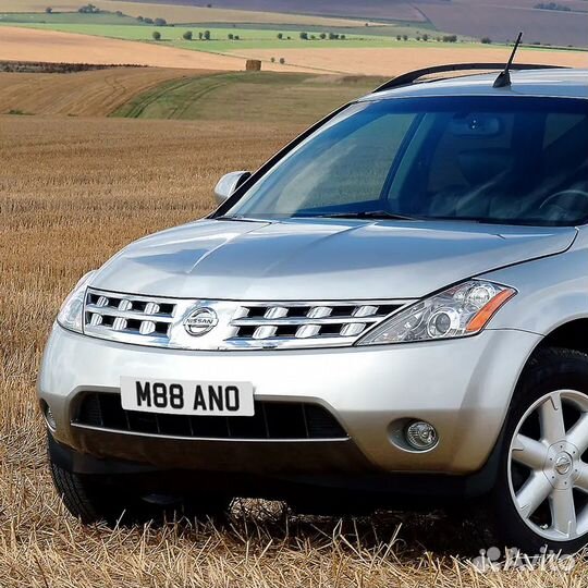 Передний бампер в цвет Nissan Murano Z50
