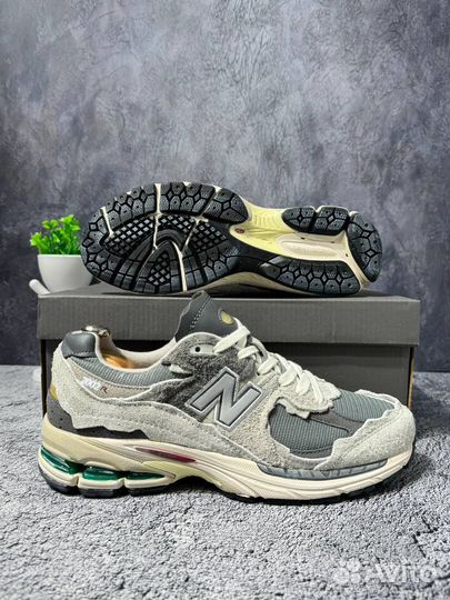 Кроссовки New balance 2002 R