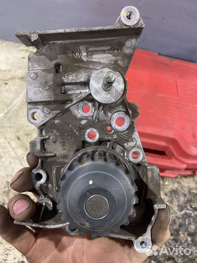 Помпа ларгус 8кл