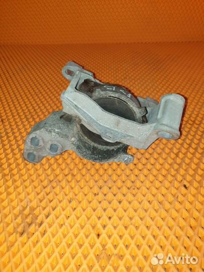 Подушка двигателя правая Мазда 3 BM 6 GJ CX-5