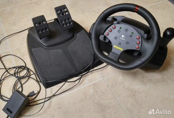 Игровой руль logitech momo racing