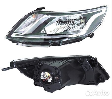 Передняя правая фара на Kia Rio 3 2014