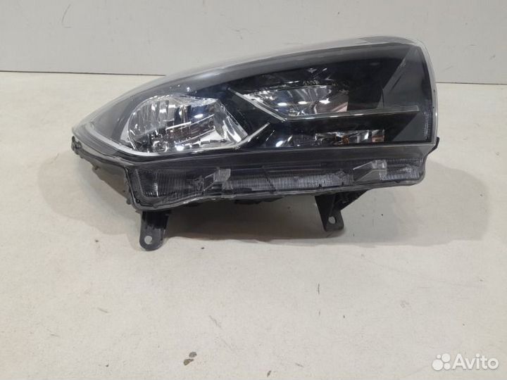 Фара правая LADA X-Ray 2015