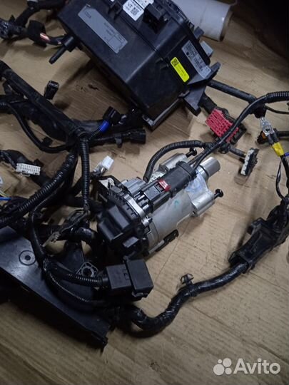 Проводка жгут моторного отсека genesis G70