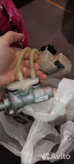 Главный тормозной цилиндр Opel