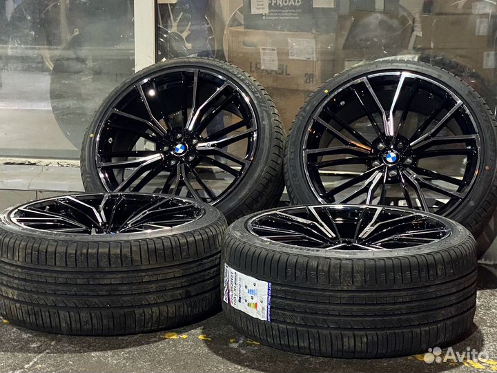 R21 Kinforest KF550-UHP 245/40, PCD 5x112 DIA 66.6