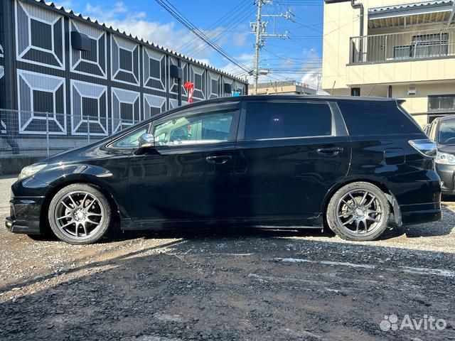 Toyota Wish 1.8 CVT, 2013, 104 000 км