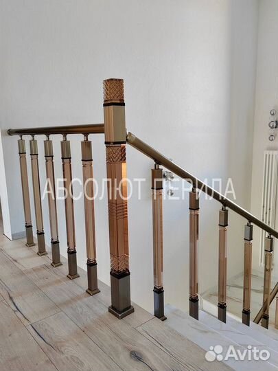 Прочные акриловые ограждения для лестниц