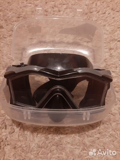 Маска для плавания