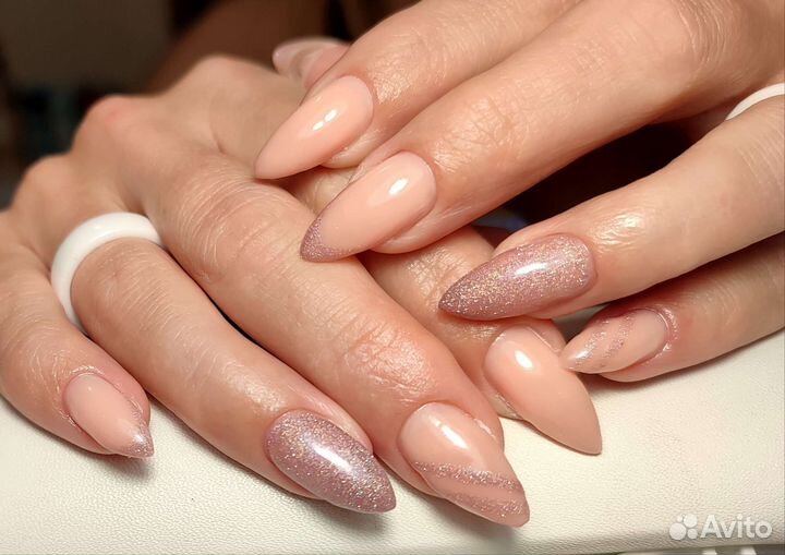 Маникюр с покрытием гель-лаком