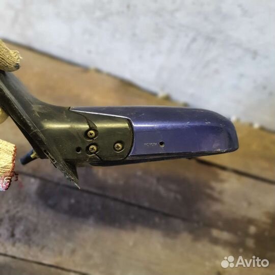 Daihatsu YRV боковое зеркало