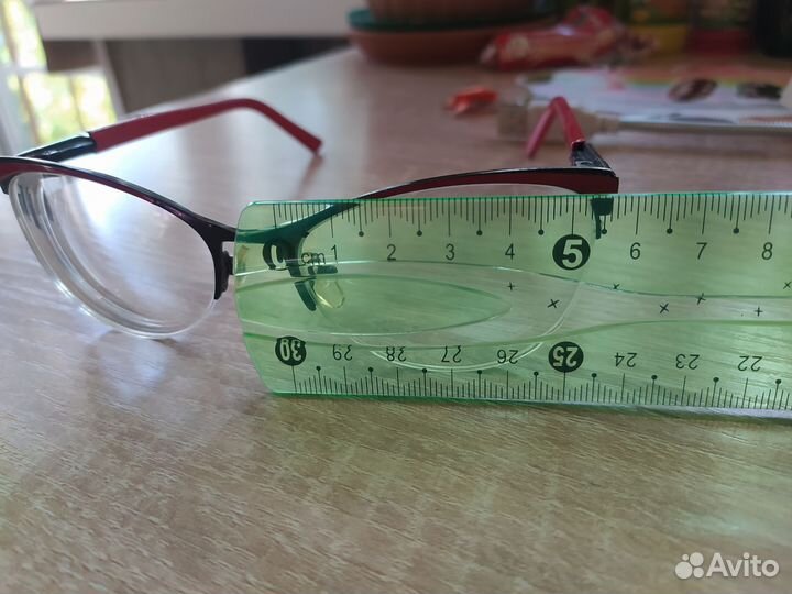 Оправа для очков, оптика