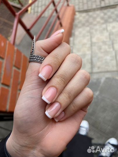 Мастер маникюра