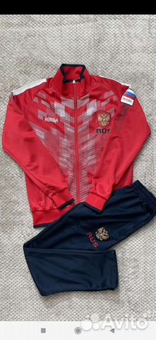 Спортивные костюмы 