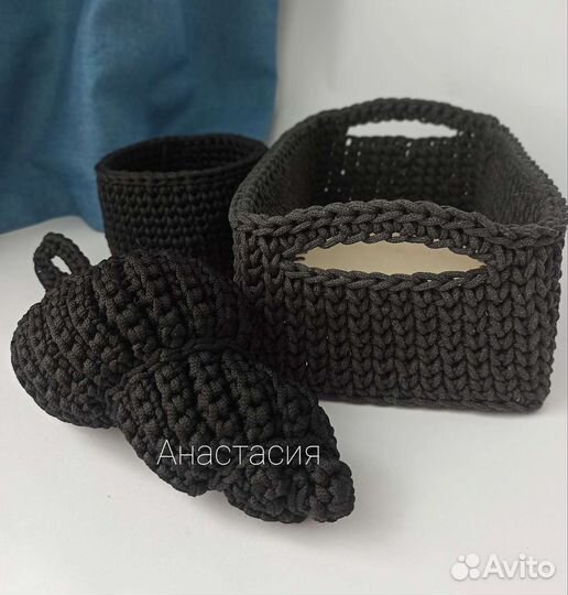 Вязаные корзинки ручной работы