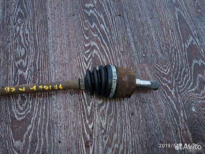 Полуось передняя левая для VAZ LADA Priora 2008)