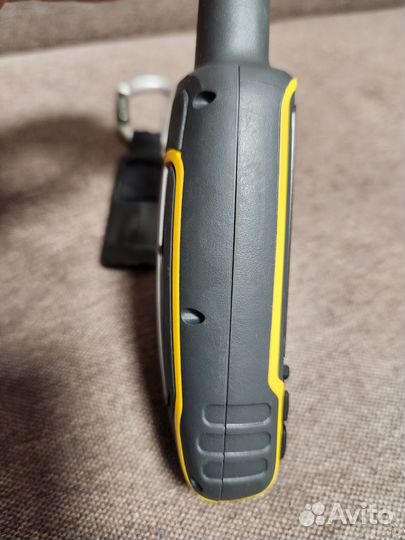 Garmin gpsmap 64 + карабин