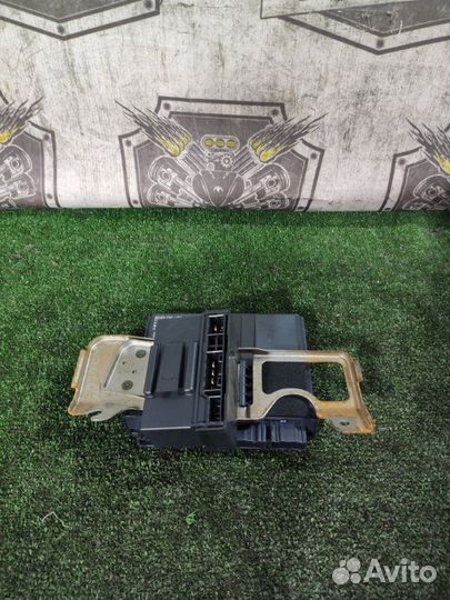 Блок иммобилайзера Honda Fit GP5 LEB