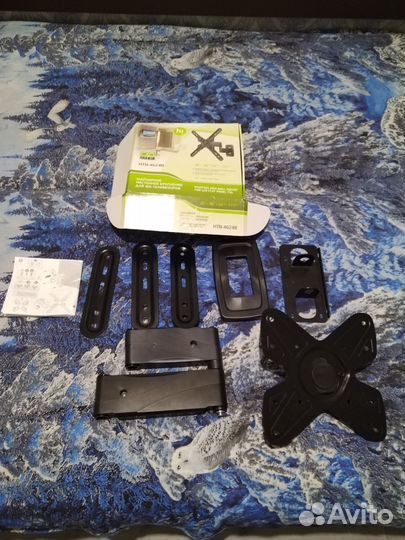 Кронштейн для телевизора поворотный