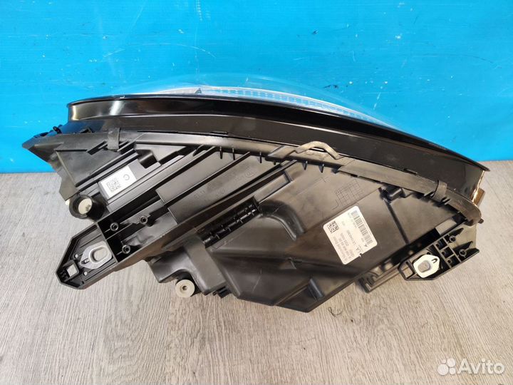 Фара левая Mercedes GLA class 2017-нв