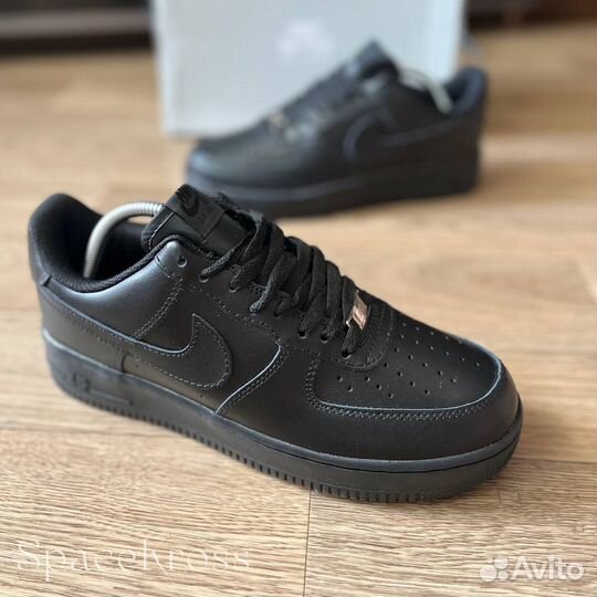 Nike air force 1 black