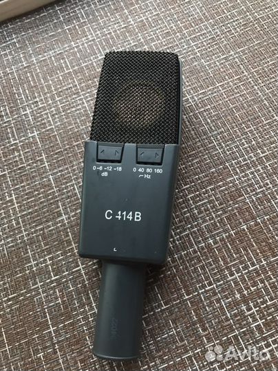 Студийный микрофон AKG C 414 B XLS